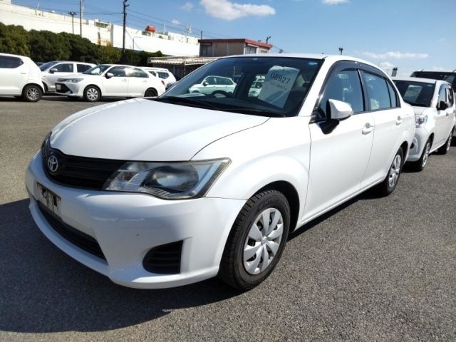 8927 Toyota Corolla axio NRE160 2012 г. (LUM Kobe Nyusatsu)